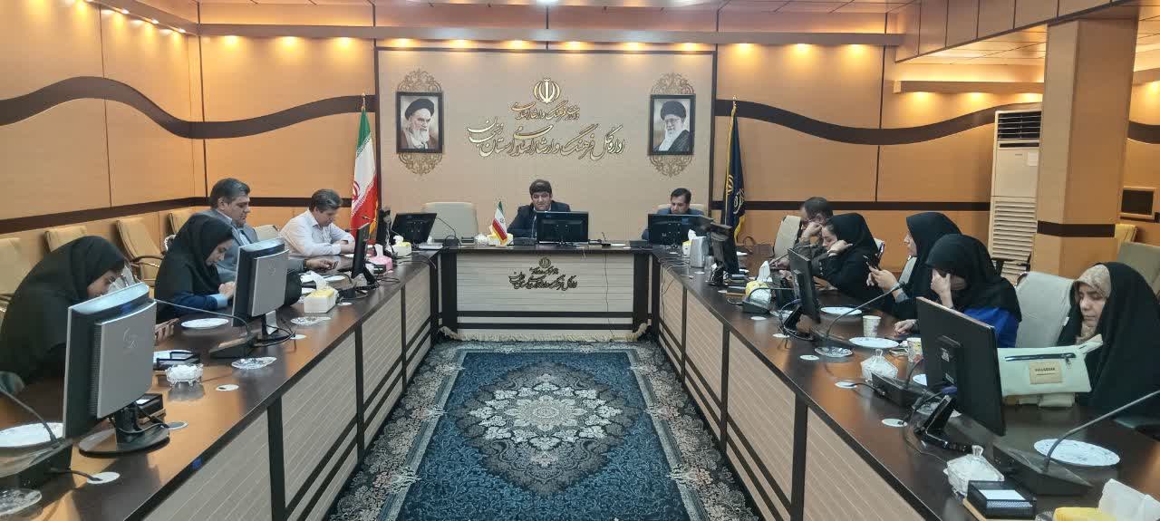 از سینمای کمدی متناسب با فرهنگ ایرانی فاصله گرفته‌ایم