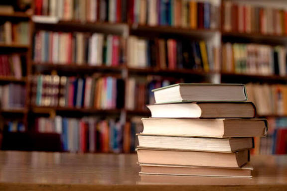طرح اهدای کتاب به کتابخانه‌های عمومی در زنجان اجرا می‌شود