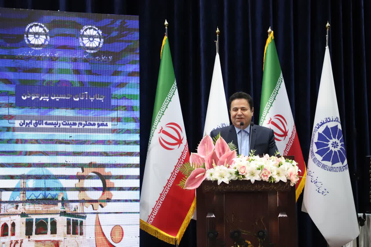 شورای گفت‌وگوی دولت و بخش خصوصی راهگشای مشکلات اقتصادی استان زنجان