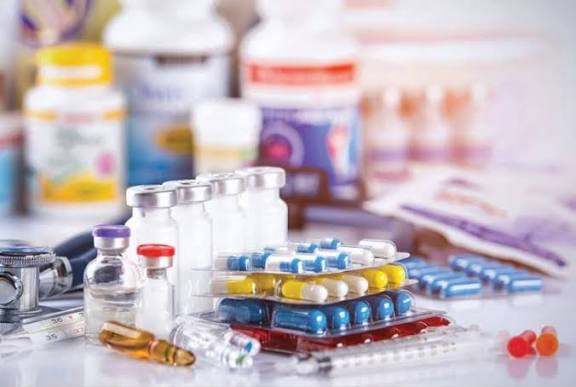 علل کمبودهای دارویی و اختلاف قیمت دارو تشریح شد