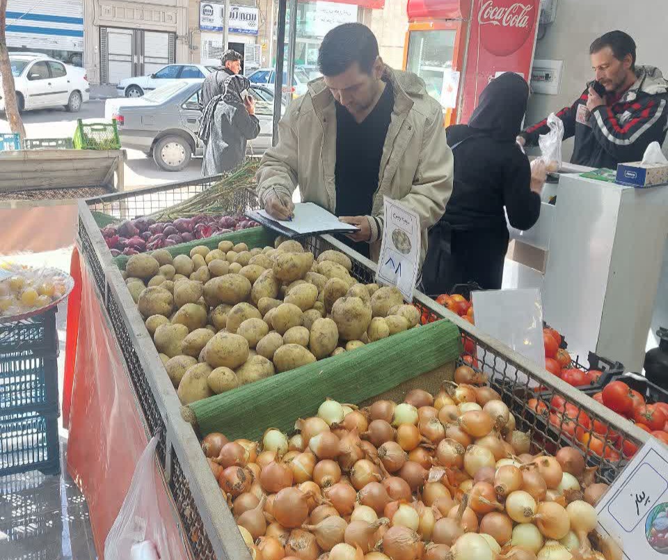 حضور مستمر بازرسین در سطح بازار استان زنجان
