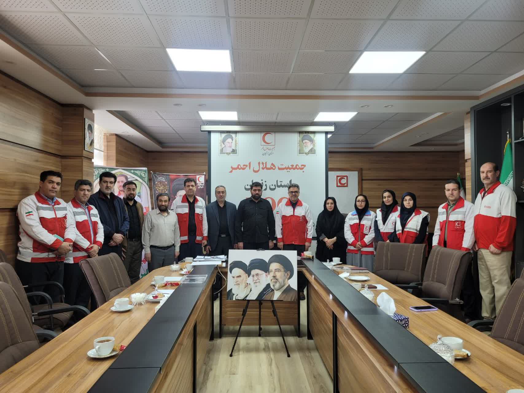  ۴ هزار نیروی ایران‌ ترانسفو داوطلب هلال‌احمر زنجان شدند