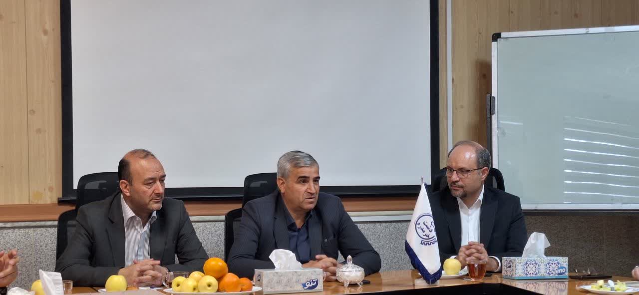کارگران، پیشگامان جهاد اقتصادی در خط مقدم تولید