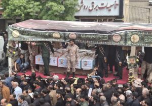وداع باشکوه زنجانی‌ها با ۱۴ شهید «گردان تخریب»