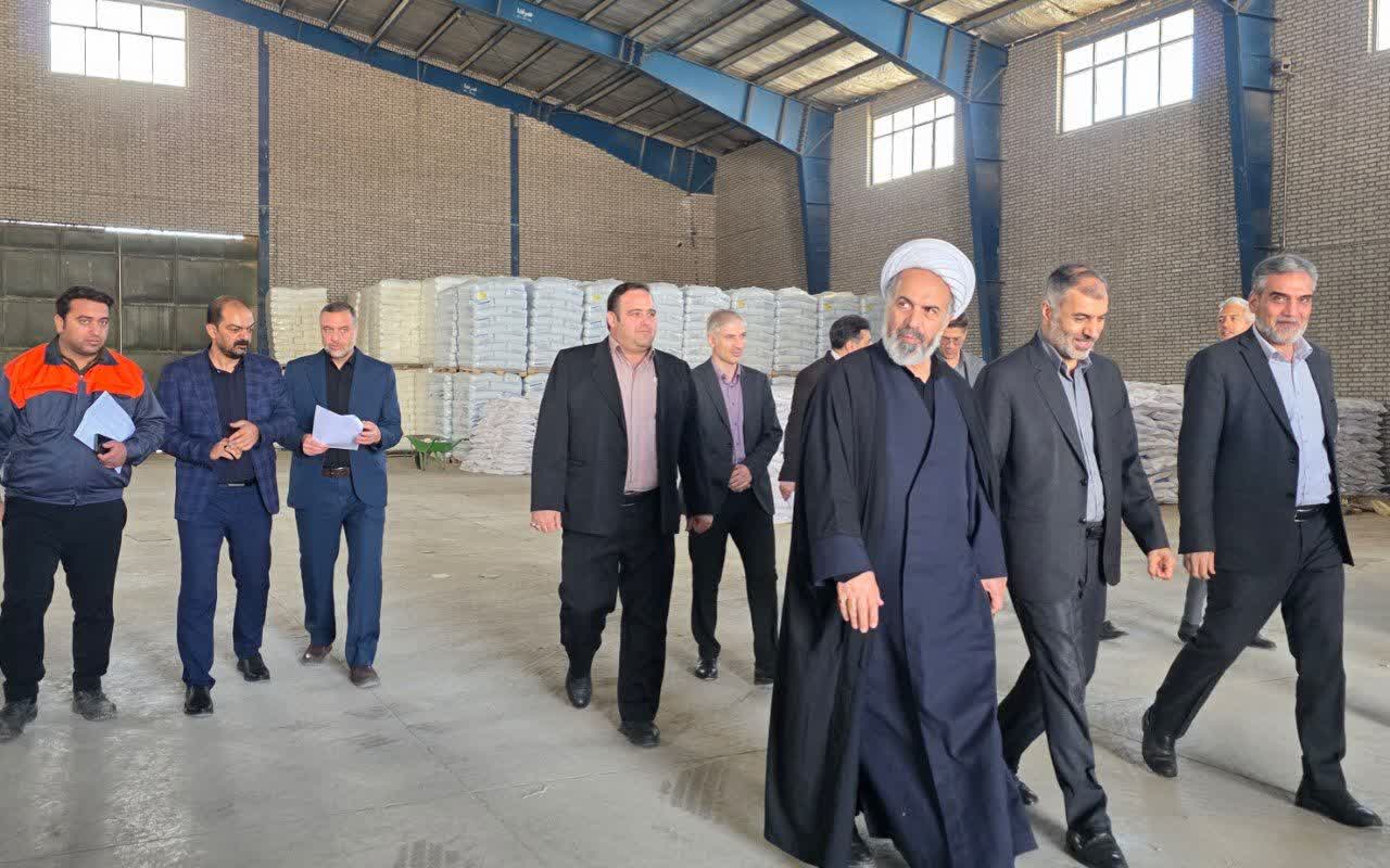 ضرورت تسریع در تعیین تکلیف و ترخیص کالاهای موجود در گمرک زنجان